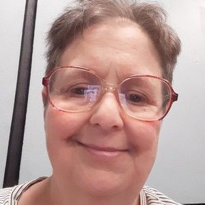 Meet your Posher, Anne